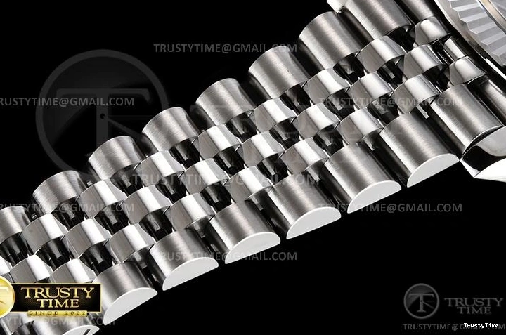 1116 R2DJ0254C – DJ2 41mm Jub Original 656